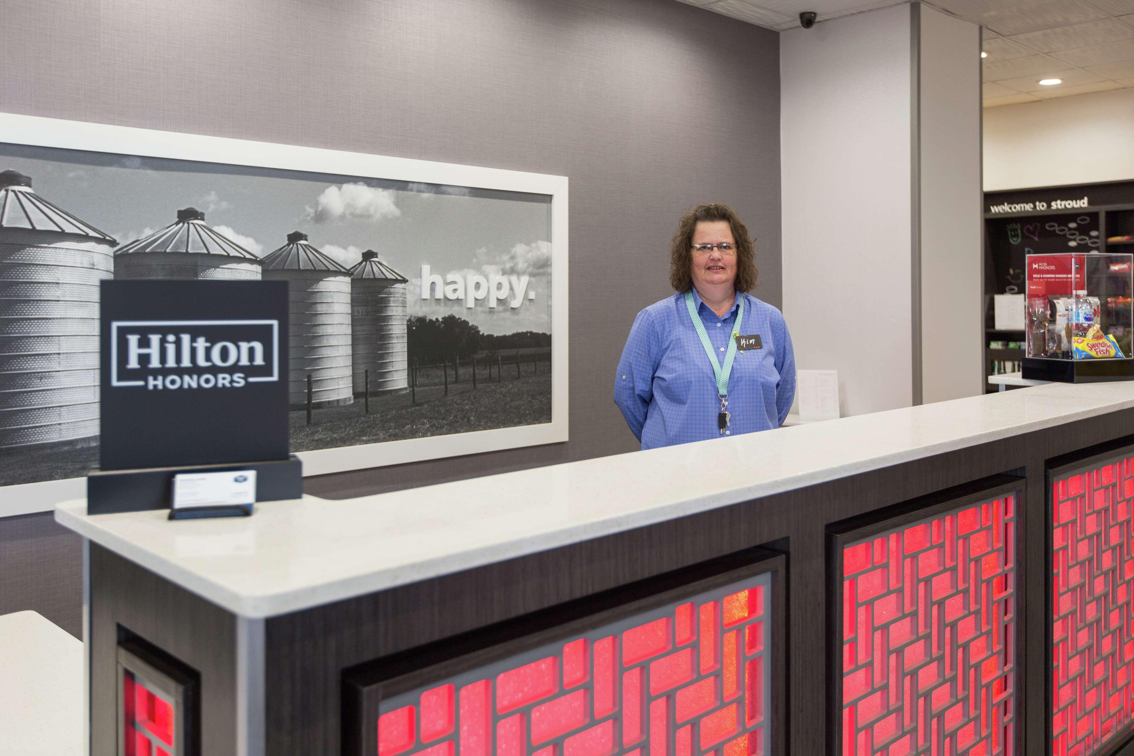 Hampton Inn & Suites Stroud Екстер'єр фото